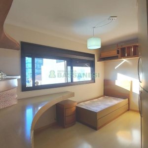 Apto Mobiliado com 198m², 3 dormitórios, 3 vagas, no bairro Madureira em Caxias do Sul para Comprar