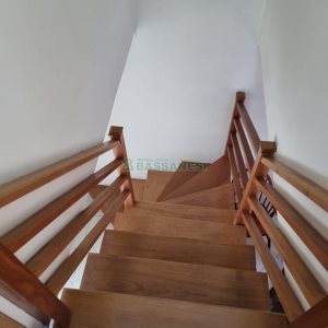 Sobrado com 49m², 2 dormitórios, 2 vagas, no bairro Marechal Floriano em Caxias do Sul para Comprar