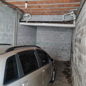 Sobrado com 49m², 2 dormitórios, 2 vagas, no bairro Marechal Floriano em Caxias do Sul para Comprar