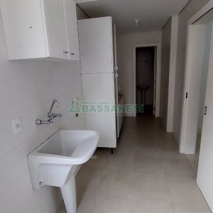 Apartamento com 189m², 3 dormitórios, 3 vagas, no bairro Centro em Caxias do Sul para Comprar