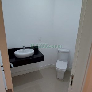Apartamento com 189m², 3 dormitórios, 3 vagas, no bairro Centro em Caxias do Sul para Comprar
