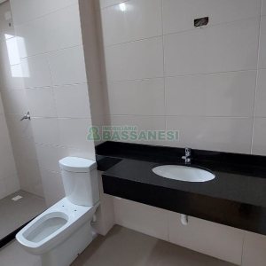 Apartamento com 189m², 3 dormitórios, 3 vagas, no bairro Centro em Caxias do Sul para Comprar