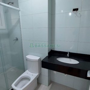 Apartamento com 189m², 3 dormitórios, 3 vagas, no bairro Centro em Caxias do Sul para Comprar