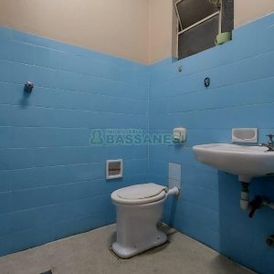 Sala com 70m², no bairro Centro em Caxias do Sul para Alugar