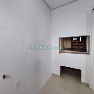 Apto Mobiliado com 64m², 2 dormitórios, 2 vagas, no bairro Panazzolo em Caxias do Sul para Alugar