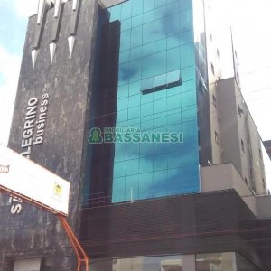 Sala com 35m², 1 vaga, no bairro São Pelegrino em Caxias do Sul para Alugar