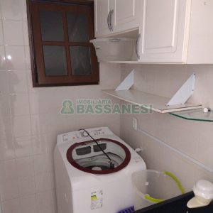 Sobrado com 86m², 3 dormitórios, 2 vagas, no bairro Santa Catarina em Caxias do Sul para Comprar