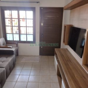 Sobrado com 86m², 3 dormitórios, 2 vagas, no bairro Santa Catarina em Caxias do Sul para Comprar