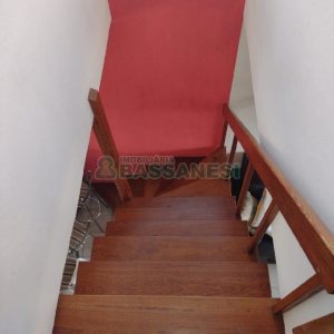 Sobrado com 86m², 3 dormitórios, 2 vagas, no bairro Santa Catarina em Caxias do Sul para Comprar