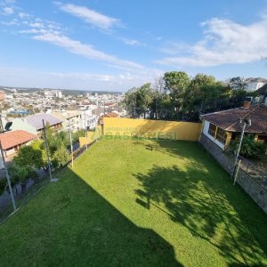 Apartamento com 241m², 3 dormitórios, 2 vagas, no bairro Colina Sorriso em Caxias do Sul para Comprar