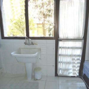 Apto Mobiliado com 600m², 3 dormitórios, 4 vagas, no bairro Centro em Caxias do Sul para Comprar