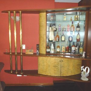 Apto Mobiliado com 600m², 3 dormitórios, 4 vagas, no bairro Centro em Caxias do Sul para Comprar