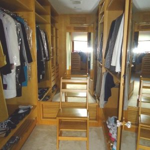 Apto Mobiliado com 600m², 3 dormitórios, 4 vagas, no bairro Centro em Caxias do Sul para Comprar