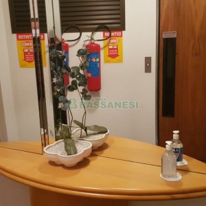 Apto Mobiliado com 600m², 3 dormitórios, 4 vagas, no bairro Centro em Caxias do Sul para Comprar