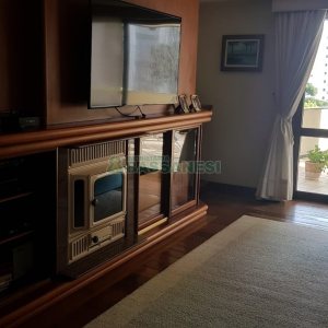 Apto Mobiliado com 600m², 3 dormitórios, 4 vagas, no bairro Centro em Caxias do Sul para Comprar