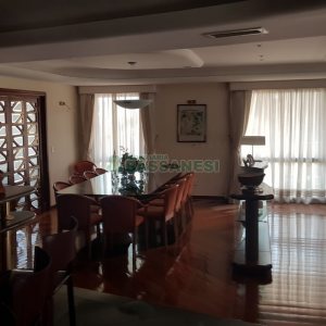 Apto Mobiliado com 600m², 3 dormitórios, 4 vagas, no bairro Centro em Caxias do Sul para Comprar