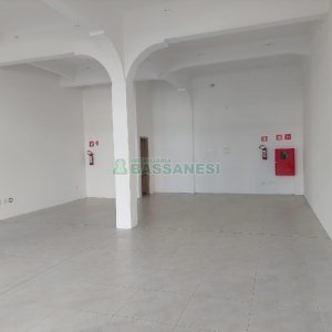 Loja com 91m², no bairro Centro em Caxias do Sul para Alugar