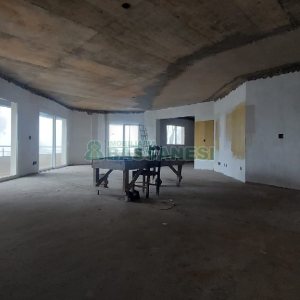 Apartamento com 304m², 3 dormitórios, 3 vagas, no bairro Jardim América em Caxias do Sul para Comprar