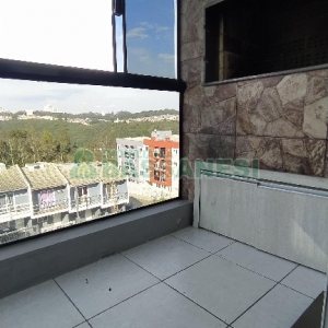 Apartamento com 62m², 2 dormitórios, 1 vaga, no bairro Santa Catarina em Caxias do Sul para Alugar