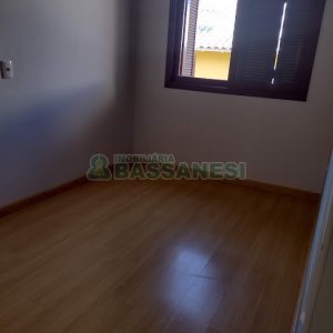 Casa com 400m², 5 dormitórios, 5 vagas, no bairro Desvio Rizzo em Caxias do Sul para Comprar