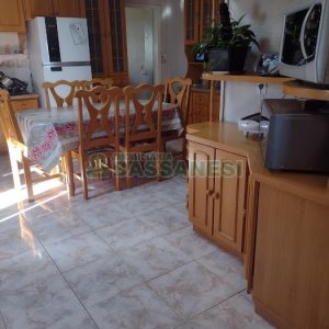 Casa com 400m², 5 dormitórios, 5 vagas, no bairro Desvio Rizzo em Caxias do Sul para Comprar