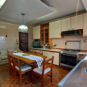 Apto Mobiliado com 132m², 3 dormitórios, 1 vaga, no bairro Centro em Caxias do Sul para Alugar