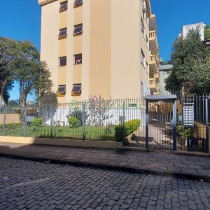Apto Mobiliado com 132m², 3 dormitórios, 1 vaga, no bairro Centro em Caxias do Sul para Alugar
