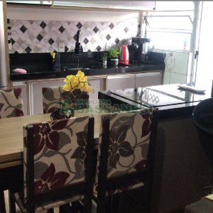 Apartamento com 58m², 2 dormitórios, 1 vaga, no bairro Centenário em Caxias do Sul para Comprar