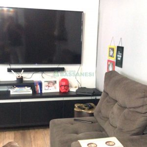 Apartamento com 58m², 2 dormitórios, 1 vaga, no bairro Centenário em Caxias do Sul para Comprar