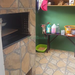 Casa com 223m², 4 dormitórios, 1 vaga, no bairro Rio Branco em Caxias do Sul para Comprar