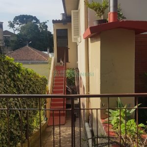 Casa com 223m², 4 dormitórios, 1 vaga, no bairro Rio Branco em Caxias do Sul para Comprar