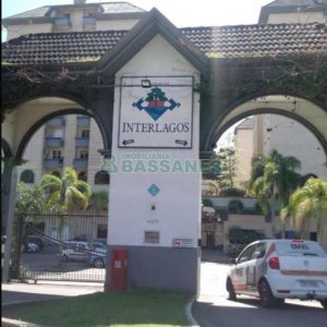 Apartamento com 60m², 2 dormitórios, 1 vaga, no bairro Interlagos em Caxias do Sul para Comprar