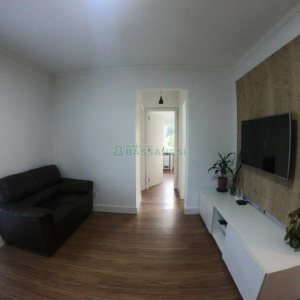 Apartamento com 60m², 2 dormitórios, 1 vaga, no bairro Interlagos em Caxias do Sul para Comprar