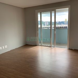 Apartamento com 89m², 2 dormitórios, 2 vagas, no bairro Santa Catarina em Caxias do Sul para Comprar
