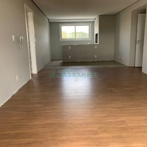 Apartamento com 89m², 2 dormitórios, 2 vagas, no bairro Santa Catarina em Caxias do Sul para Comprar