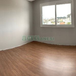 Apartamento com 89m², 2 dormitórios, 2 vagas, no bairro Santa Catarina em Caxias do Sul para Comprar
