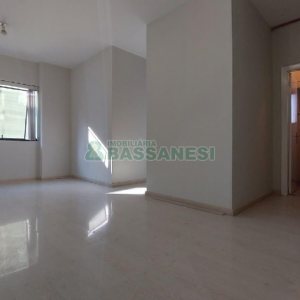 Sala com 60m², no bairro Centro em Caxias do Sul para Alugar