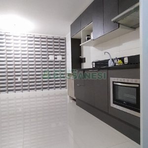 Apartamento com 53m², 2 dormitórios, 1 vaga, no bairro Cidade Nova em Caxias do Sul para Comprar