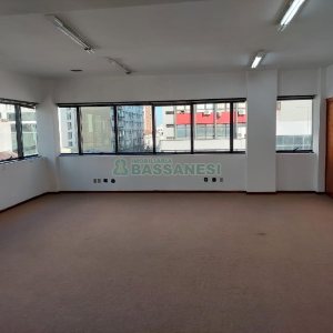 Sala com 59m², no bairro Centro em Caxias do Sul para Comprar