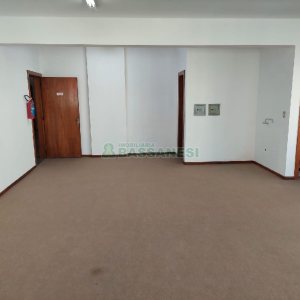 Sala com 59m², no bairro Centro em Caxias do Sul para Comprar