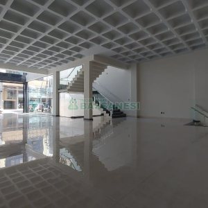 Loja com 522m², no bairro São Pelegrino em Caxias do Sul para Alugar