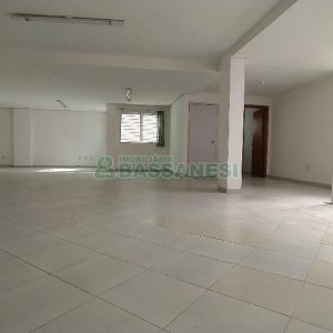 Loja com 405m², no bairro Centro em Caxias do Sul para Alugar