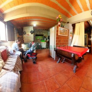 Chácara com 180m², 4 dormitórios, 2 vagas, no bairro Apanhador em Caxias do Sul para Comprar