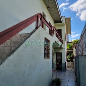 Predio com 390m², no bairro Centro em Caxias do Sul para Comprar