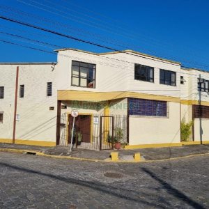 Pavilhão com 450m², no bairro São José em Caxias do Sul para Comprar