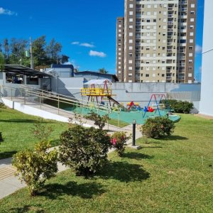 Apartamento com 80m², 2 dormitórios, 1 vaga, no bairro De Lazzer em Caxias do Sul para Comprar