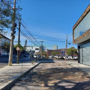 Loja com 100m², no bairro Rio Branco em Caxias do Sul para Alugar