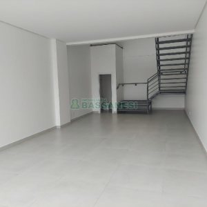 Loja com 100m², no bairro Rio Branco em Caxias do Sul para Alugar