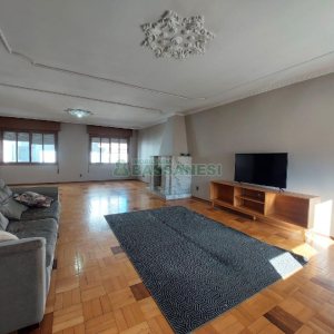 Apto Mobiliado com 269m², 4 dormitórios, 2 vagas, no bairro São Pelegrino em Caxias do Sul para Alugar