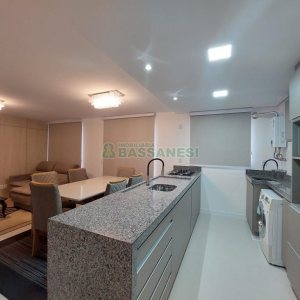 Apto Mobiliado com 53m², 1 dormitório, 1 vaga, no bairro Centro em Caxias do Sul para Alugar